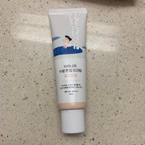 Roundlab Tone Up Sunscreen